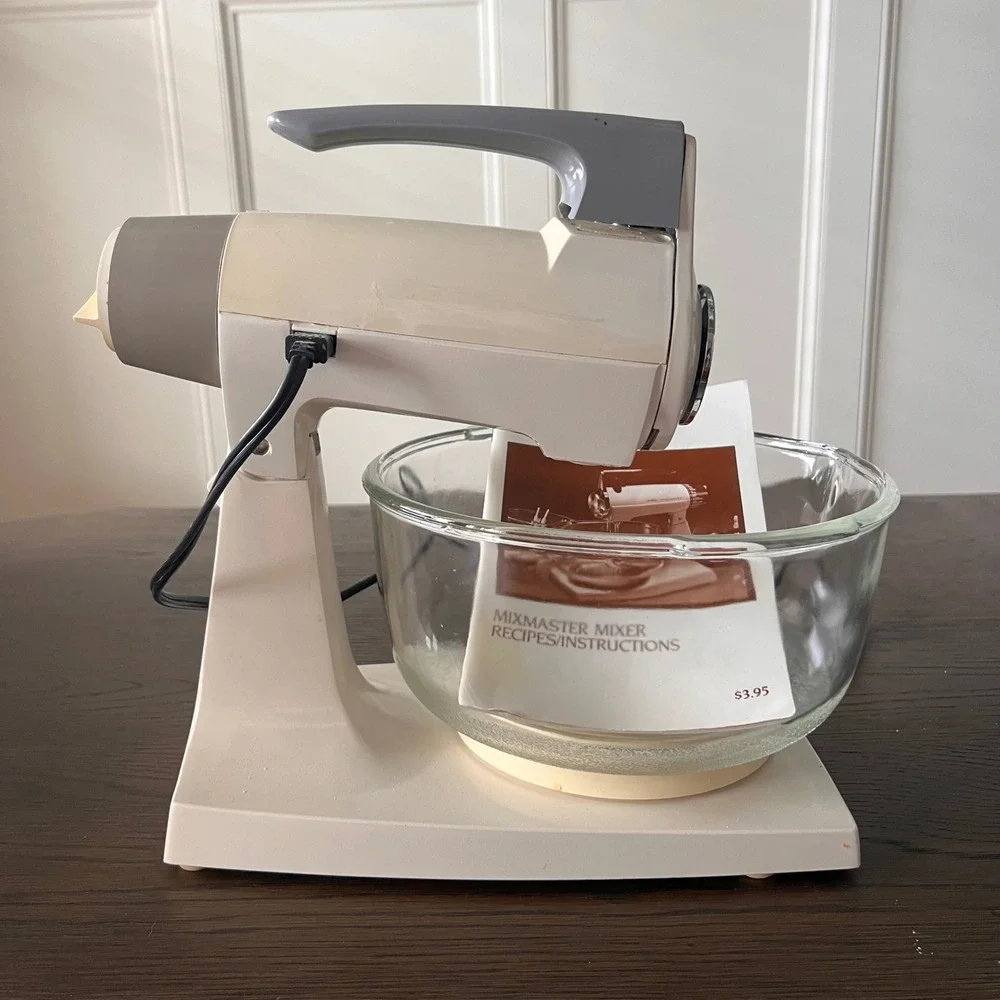 Sunbeam Mixmaster Stand Mixer Vintage Cream Grey with Glass Bowl and Manual